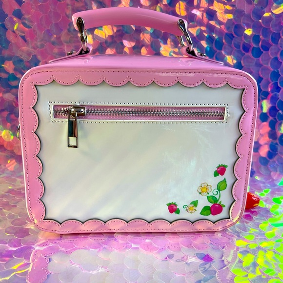 Dolls Kill x Strawberry Shortcake Lunchbox Purse - Picture 5 of 7